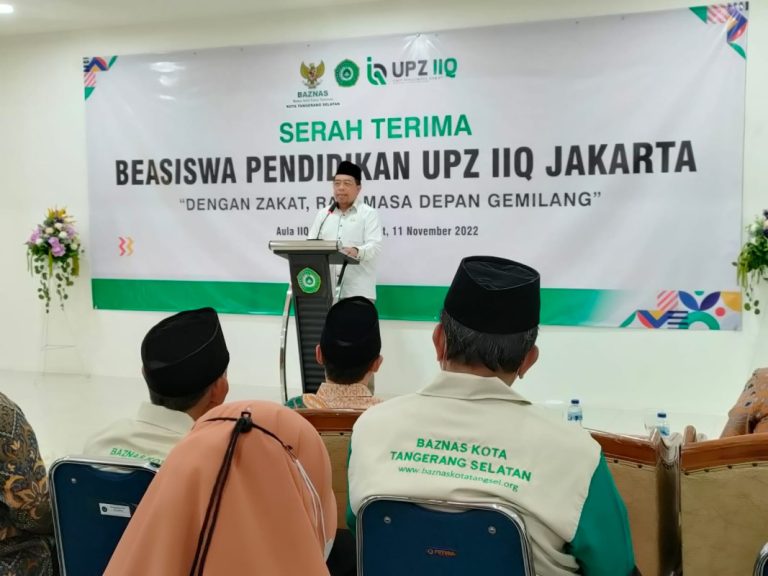 Unit Pengumpul Zakat (UPZ) IIQ Jakarta Serahkan Dana Program Beasiswa