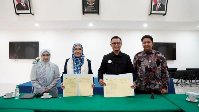 Fakultas Syariah dan Ekonomi Islam IIQ Jalin Kerja Sama dengan Inisiatif Zakat Indonesia